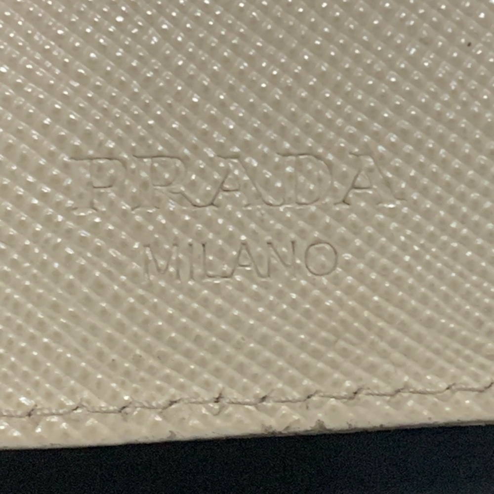 Prada Cream Wallet - Picture 3 of 7